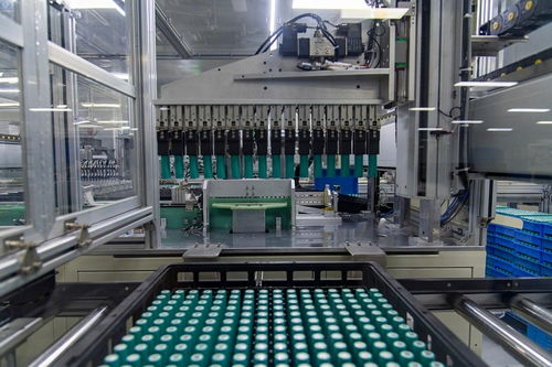 10月贸易月报 新三样出口量价双增，车载充电机等消费品承压